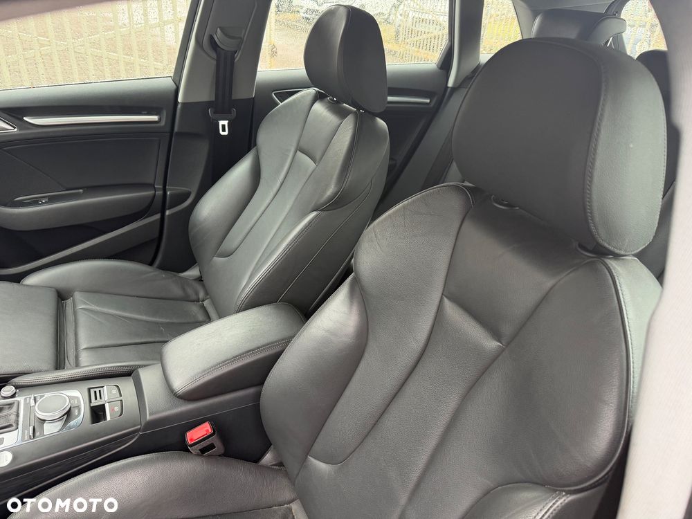 Audi A3 Sportback 2.0 TDI S tronic sport - 22