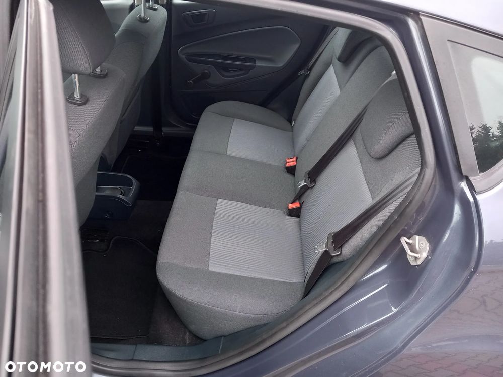 Ford Fiesta 1.25 Champions Edition - 25