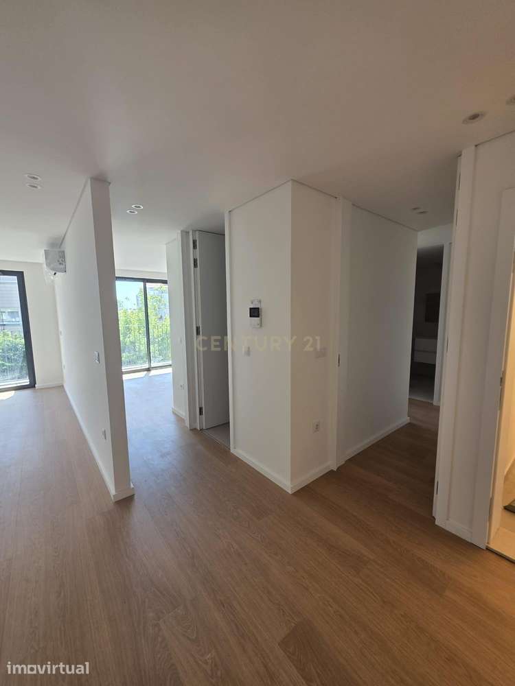 Apartamento Novo T1 em Vila Nova de Gaia com Garagem - Grande imagem: 2/11