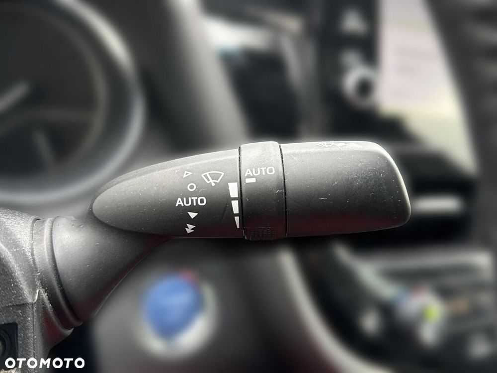 Toyota Camry 2.5 Hybrid Prestige CVT - 19