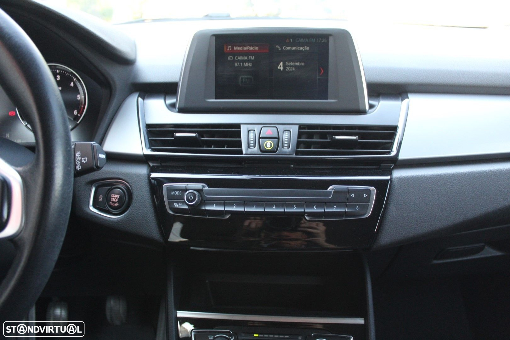 BMW 216 Active Tourer d - 28