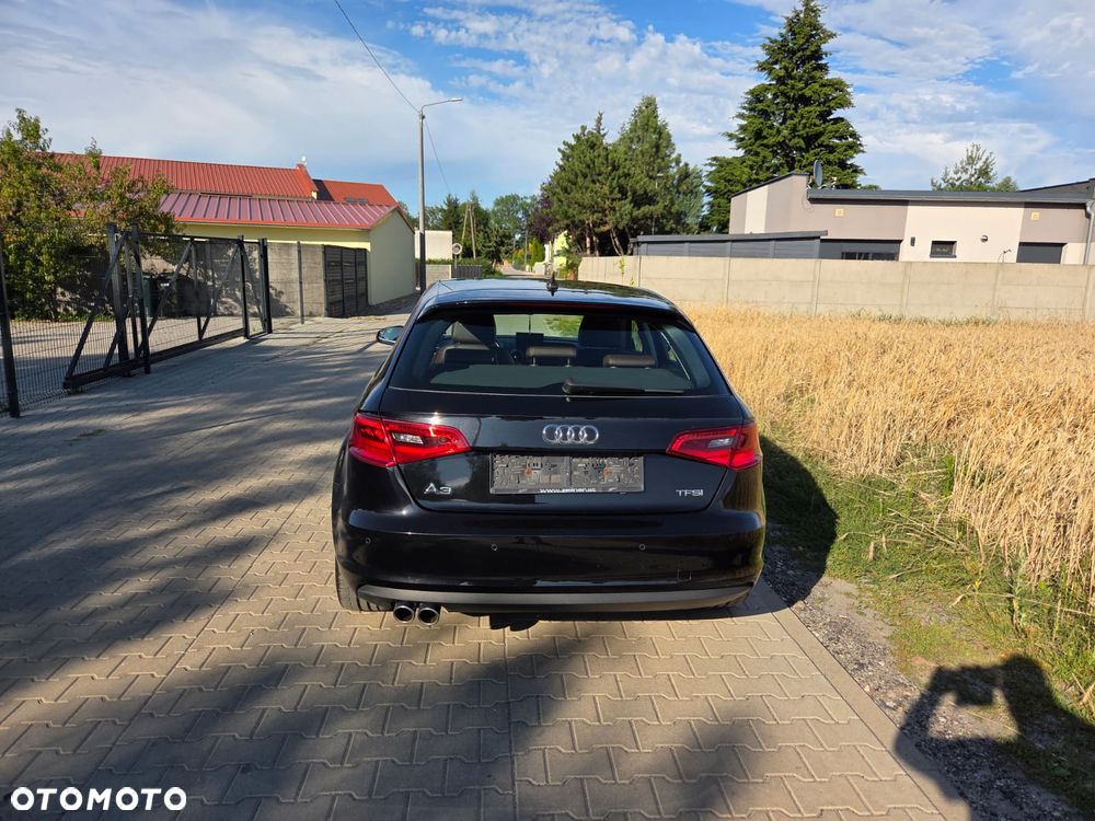 Audi A3 Sportback - 4