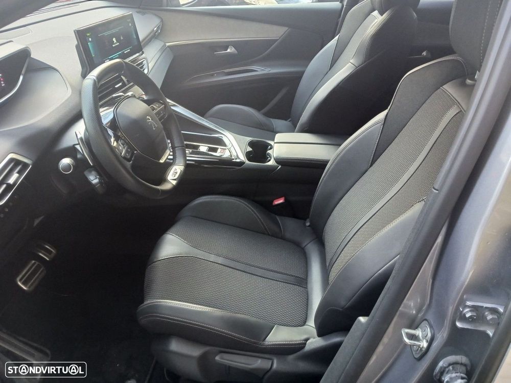 Peugeot 3008 1.6 Hybrid GT e-EAT8 - 31