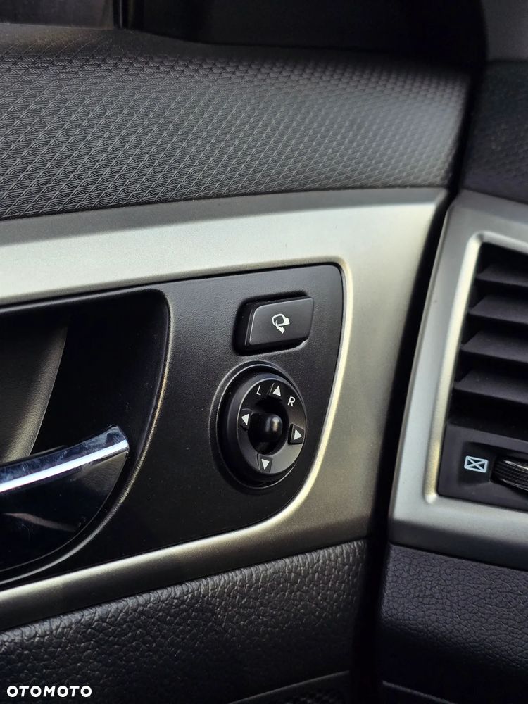 Hyundai Veloster 1.6 GDI Premium - 29