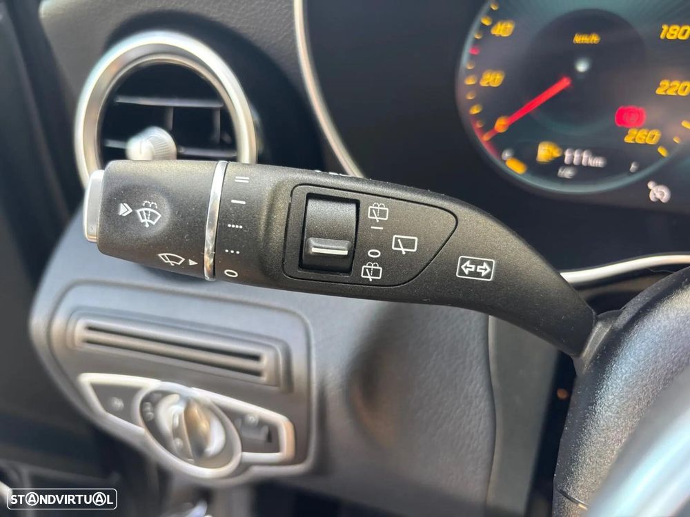 Mercedes-Benz GLC 300 e 4Matic - 23
