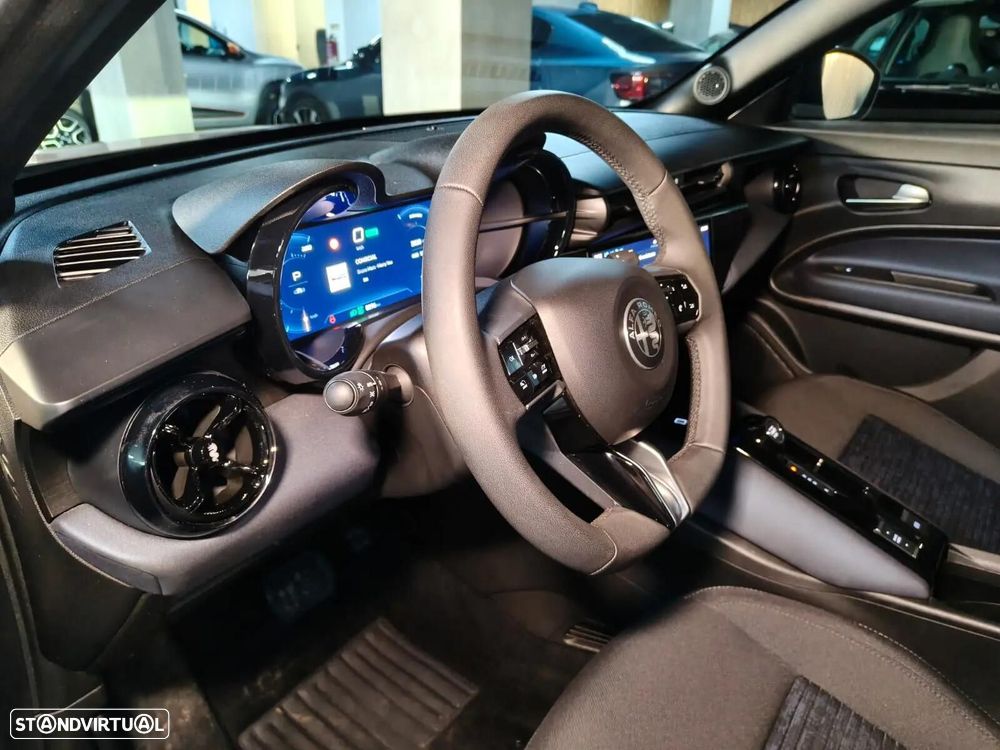 Alfa Romeo Junior Elletrica 50 kWh - 22