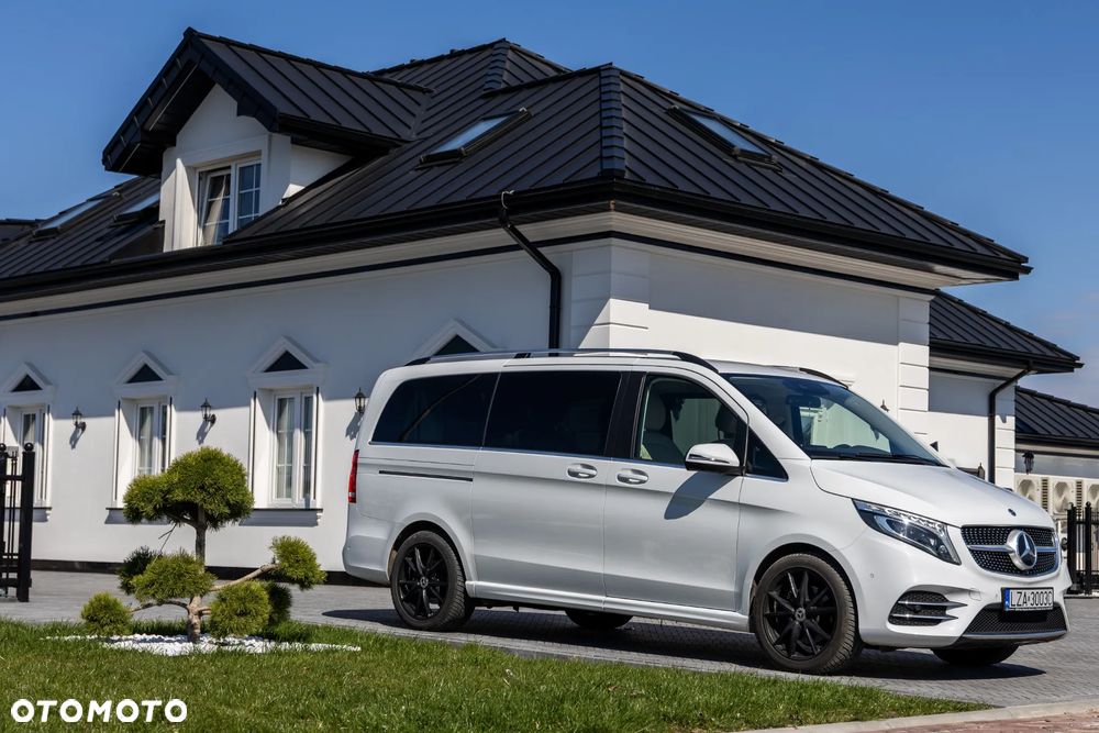 Mercedes-Benz Klasa V 300 d 4-Matic Exclusive 9G-Tronic (d³ugi) - 34