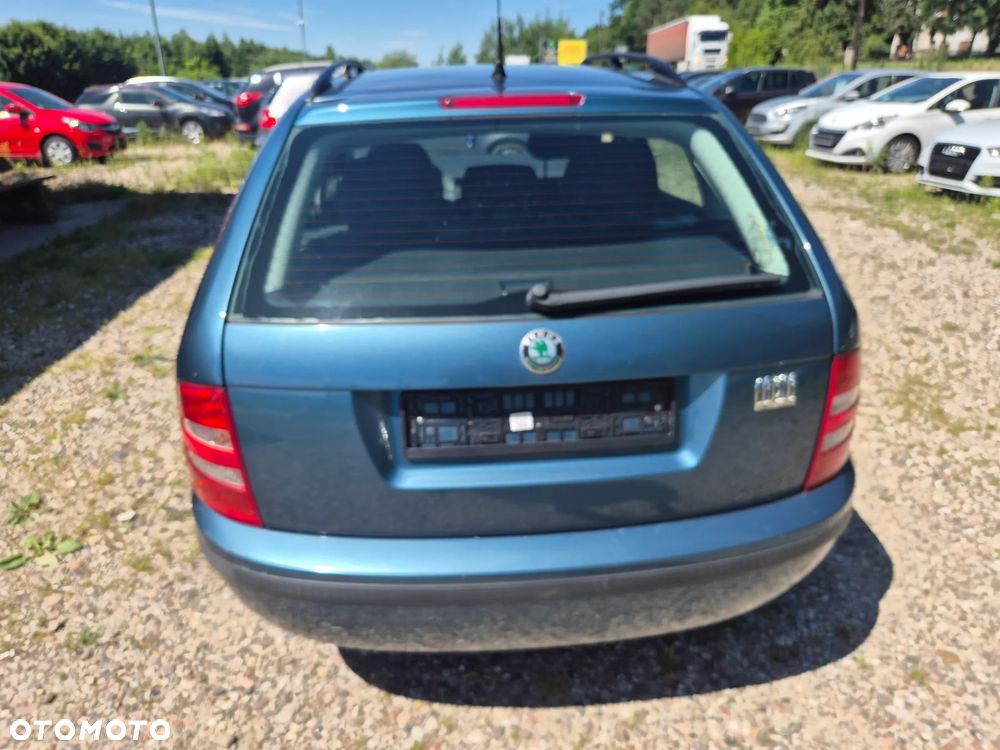 Skoda Fabia 1.2 HTP Cool Edition - 5