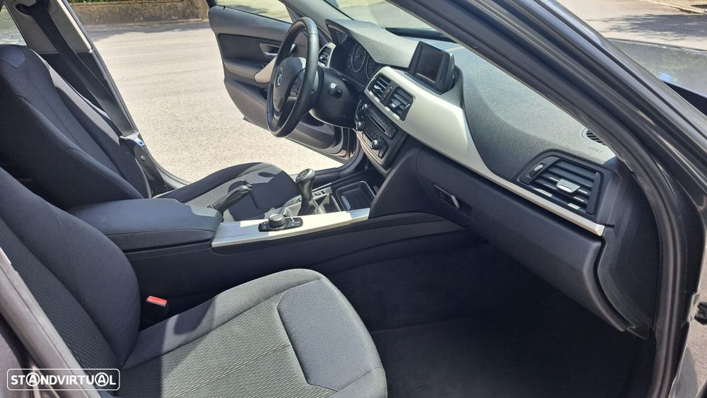 BMW 316 d Line Modern - 34