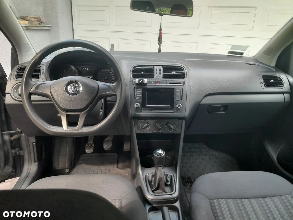 Volkswagen Polo 1.0 BMT Trendline - 6
