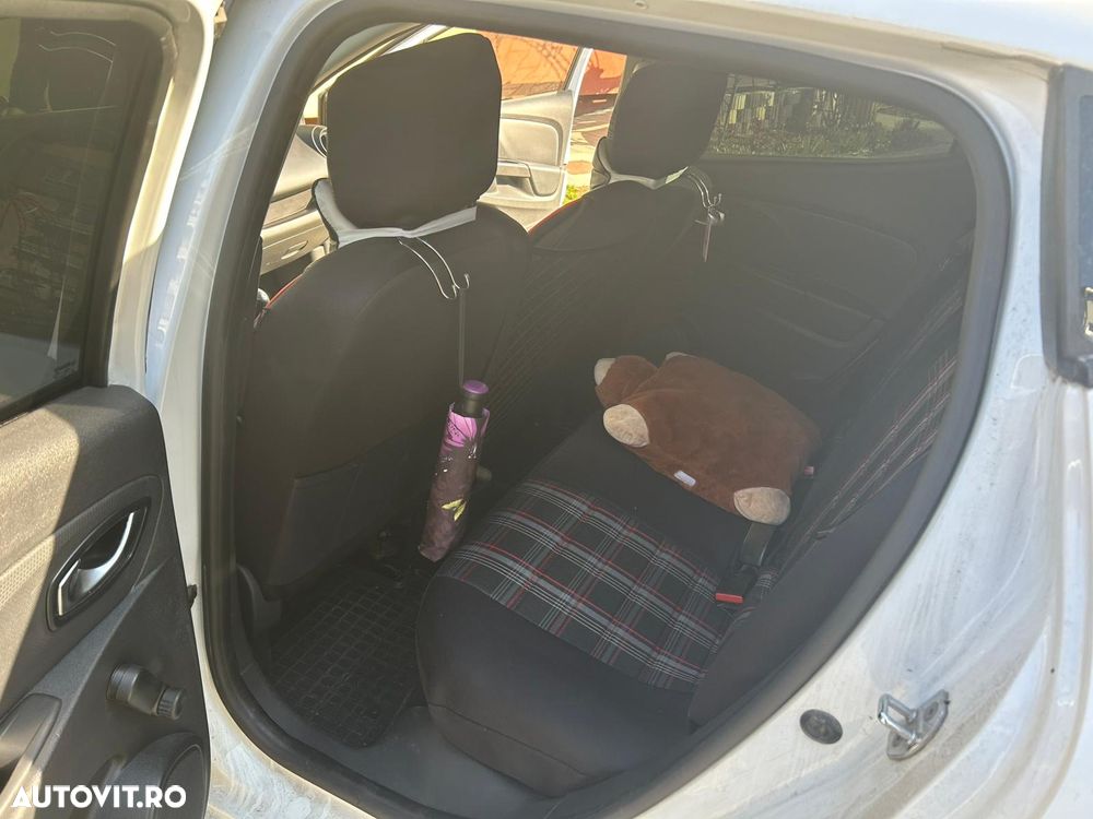 Renault Clio 1.5 dCi Life - 6