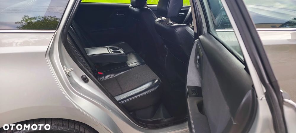 Toyota Auris 1.8 HSD Prestige NAVI - 8