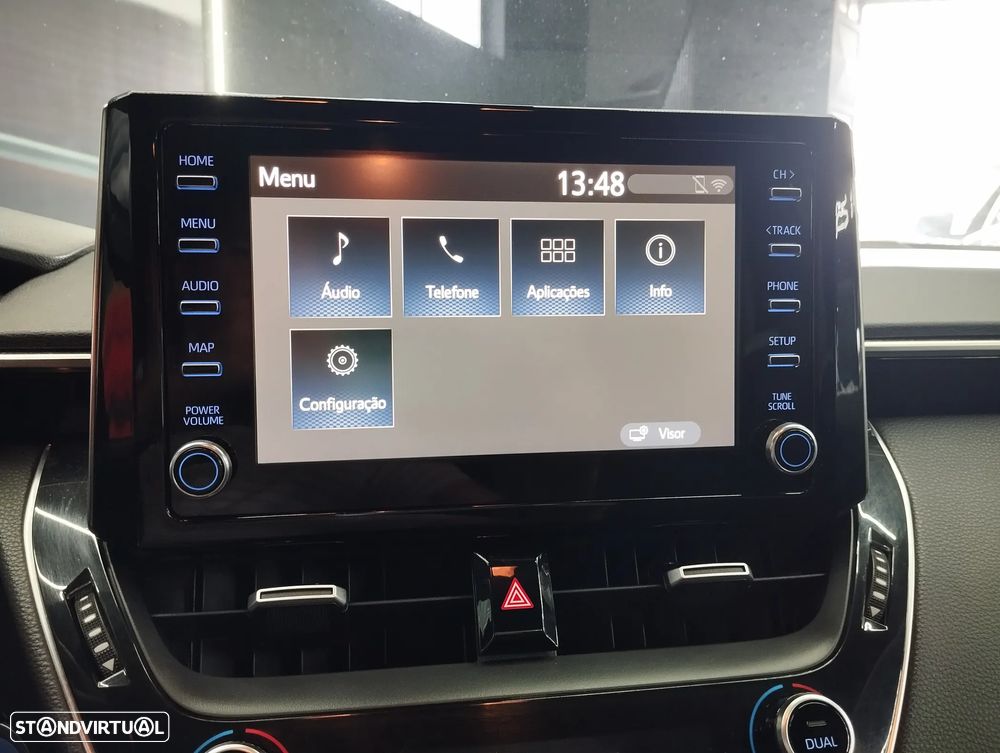Toyota Corolla 1.8 Hybrid Square Collection - 26