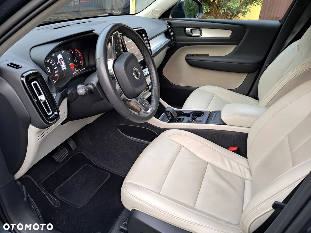 Volvo XC 40 - 11