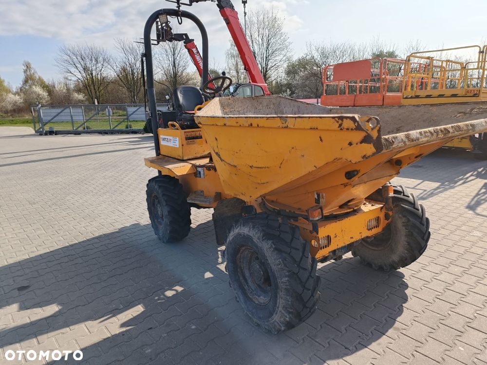 Thwaites 3 tonne - 5