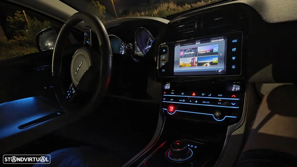 Jaguar XE 20d Aut. Portfolio - 20