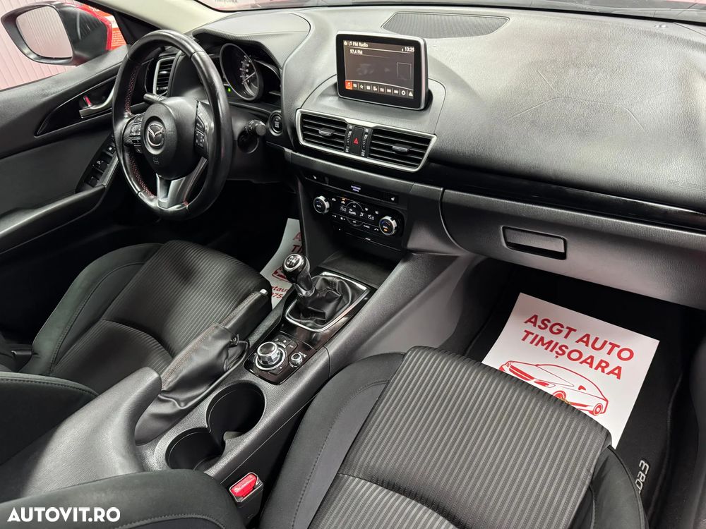 Mazda 3 - 10