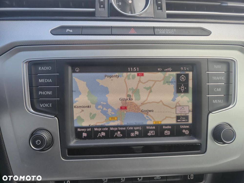 Volkswagen Passat 1.8 TSI BMT Comfortline - 19