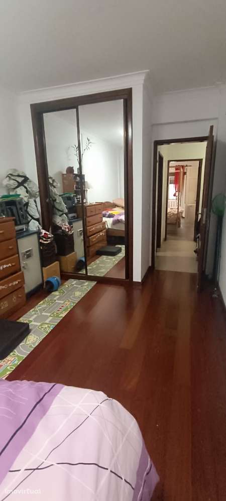 Excelente T3 com terraço e duas garagens! - Grande imagem: 2/21