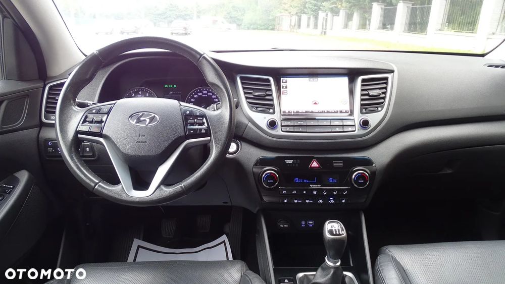 Hyundai Tucson 1.6 GDI BlueDrive Style 2WD - 10