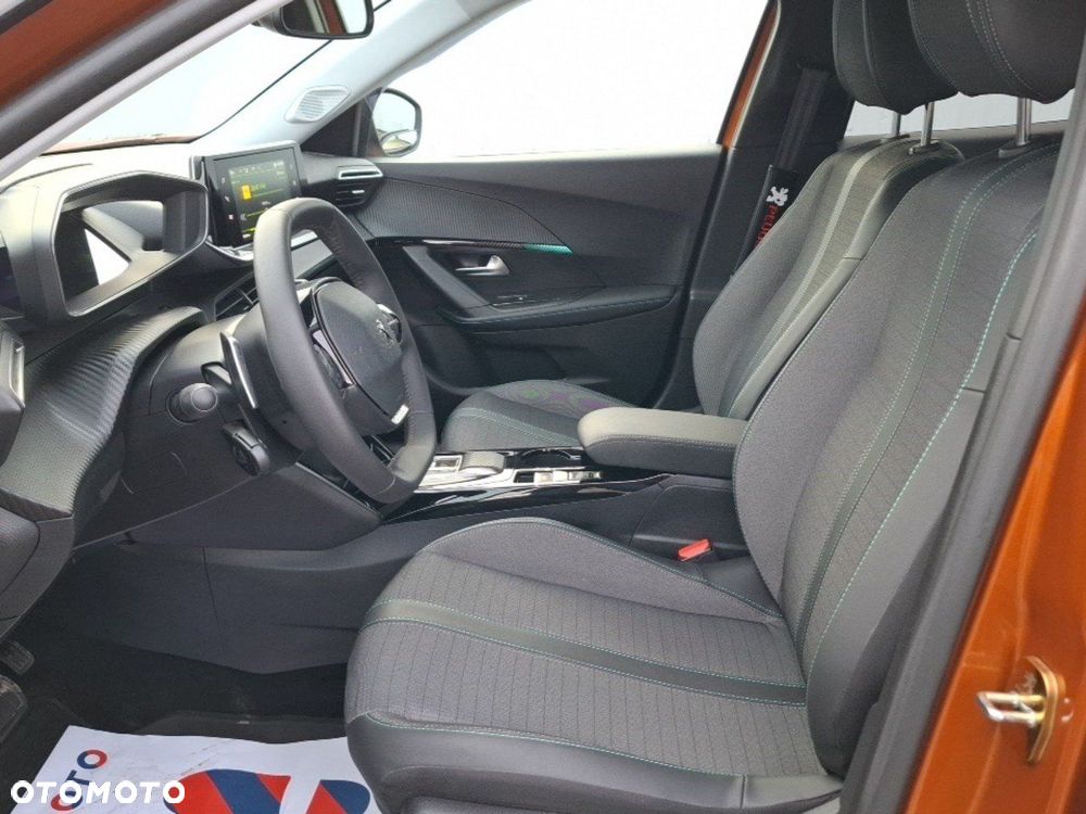 Peugeot 2008 - 11