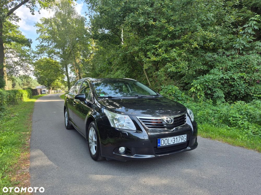 Toyota Avensis 2.0 D-4D Edition - 2