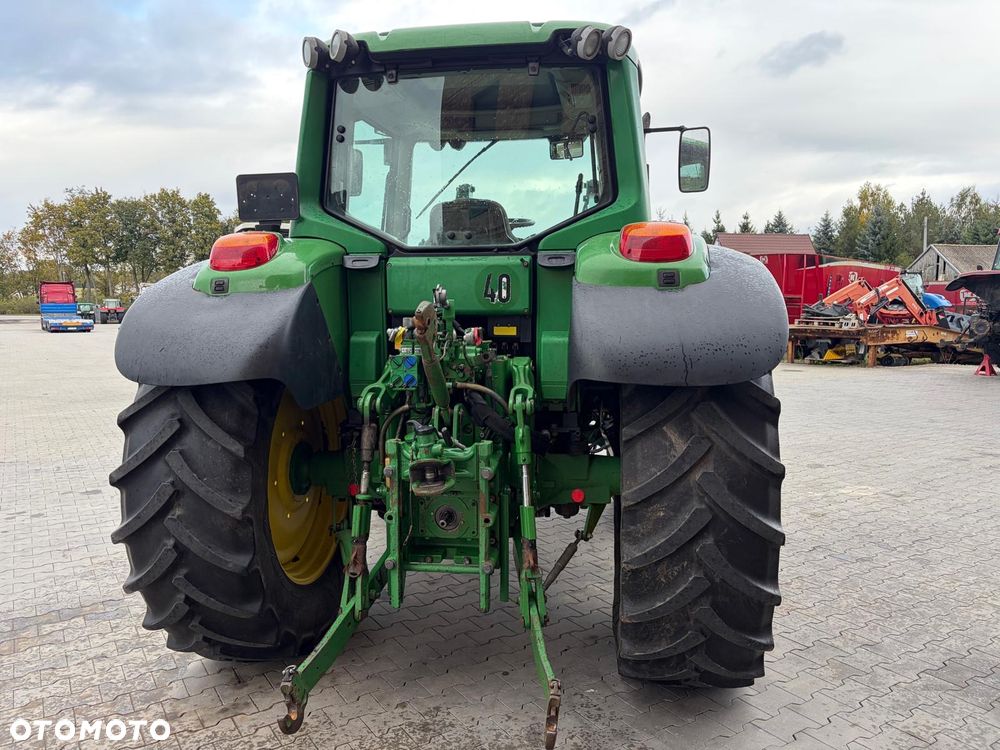 John Deere John Deere - 6