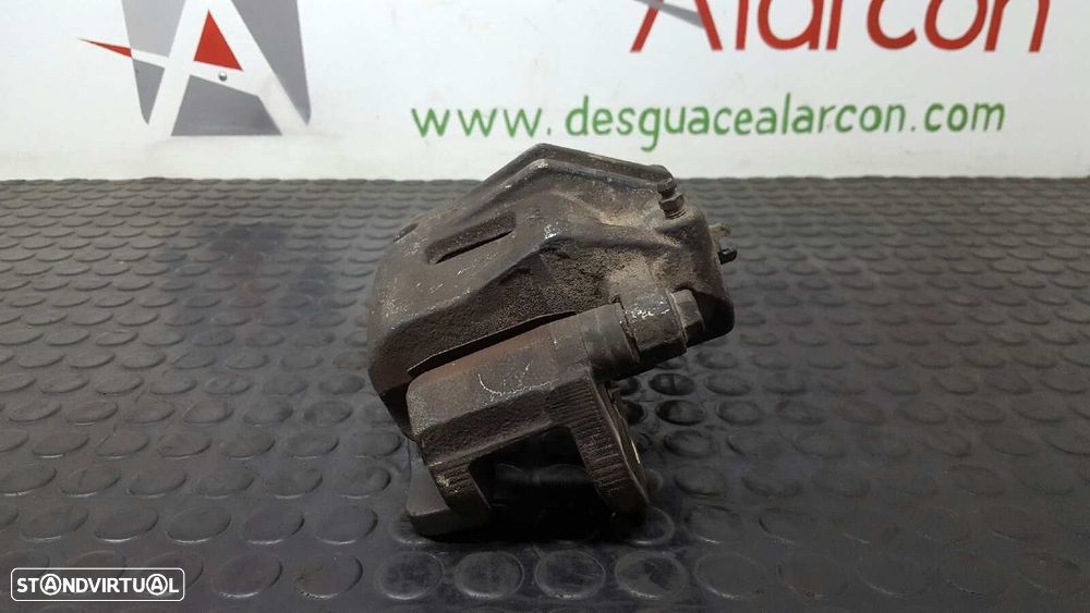 PINÇA DE TRAVÃO FRENTE ESQUERDA KIA SORENTO 2.5 CRDI EX - 9