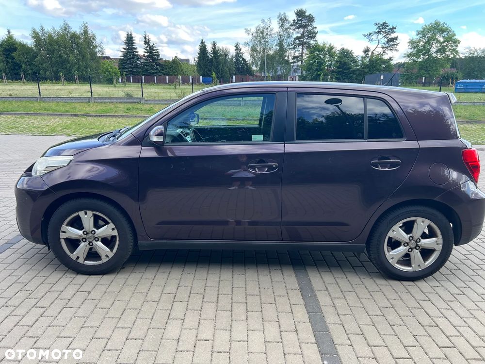 Toyota Urban Cruiser - 10