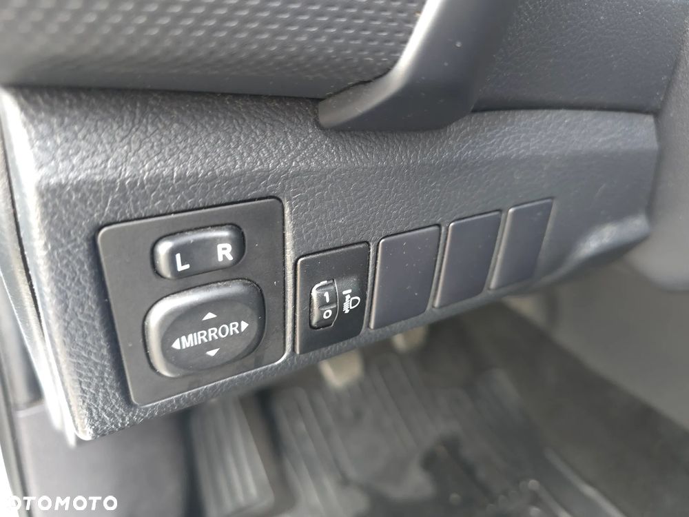 Toyota Auris 1.6 Premium - 20