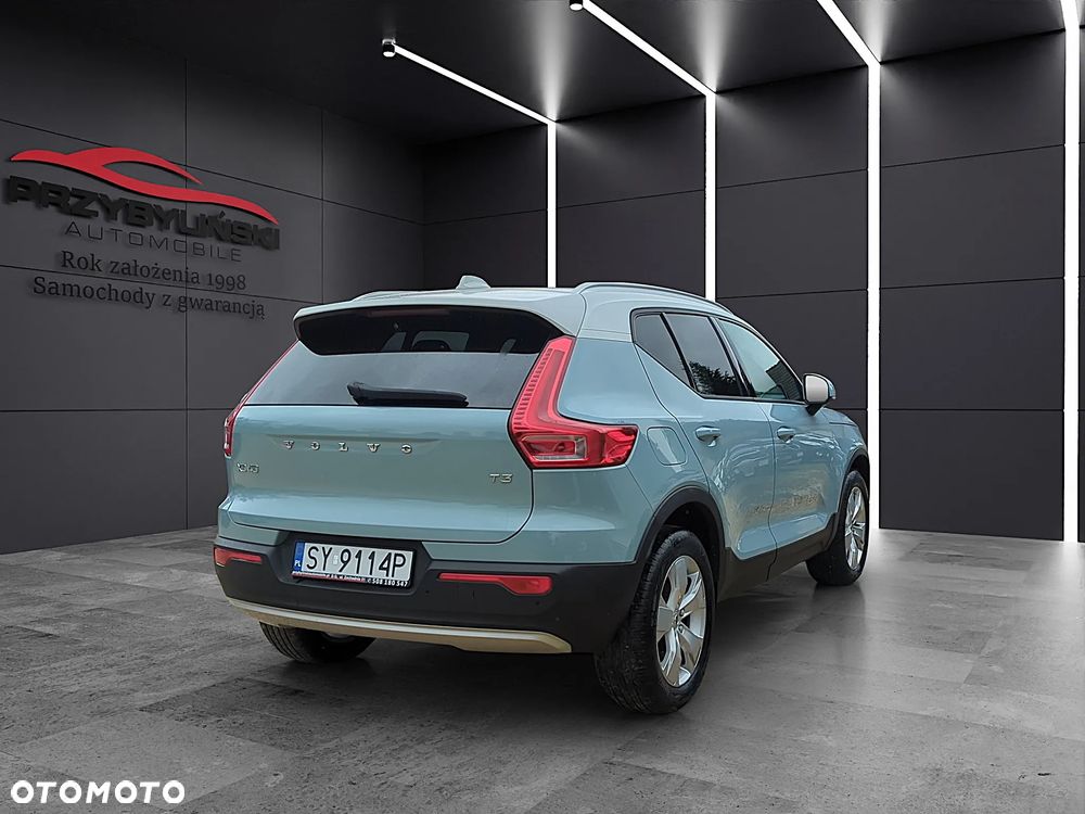 Volvo XC 40 T3 Momentum - 9