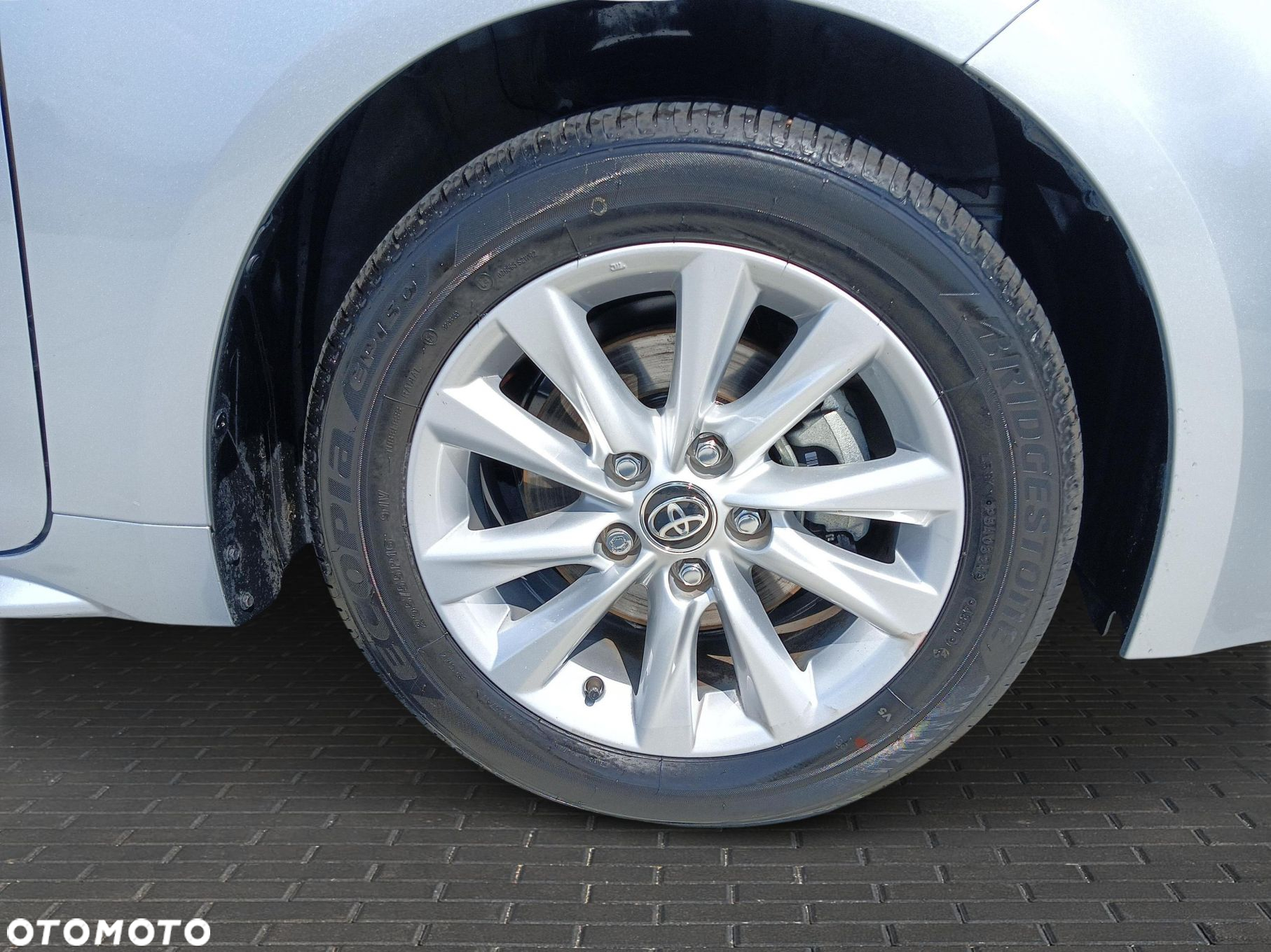 Toyota Corolla - 10