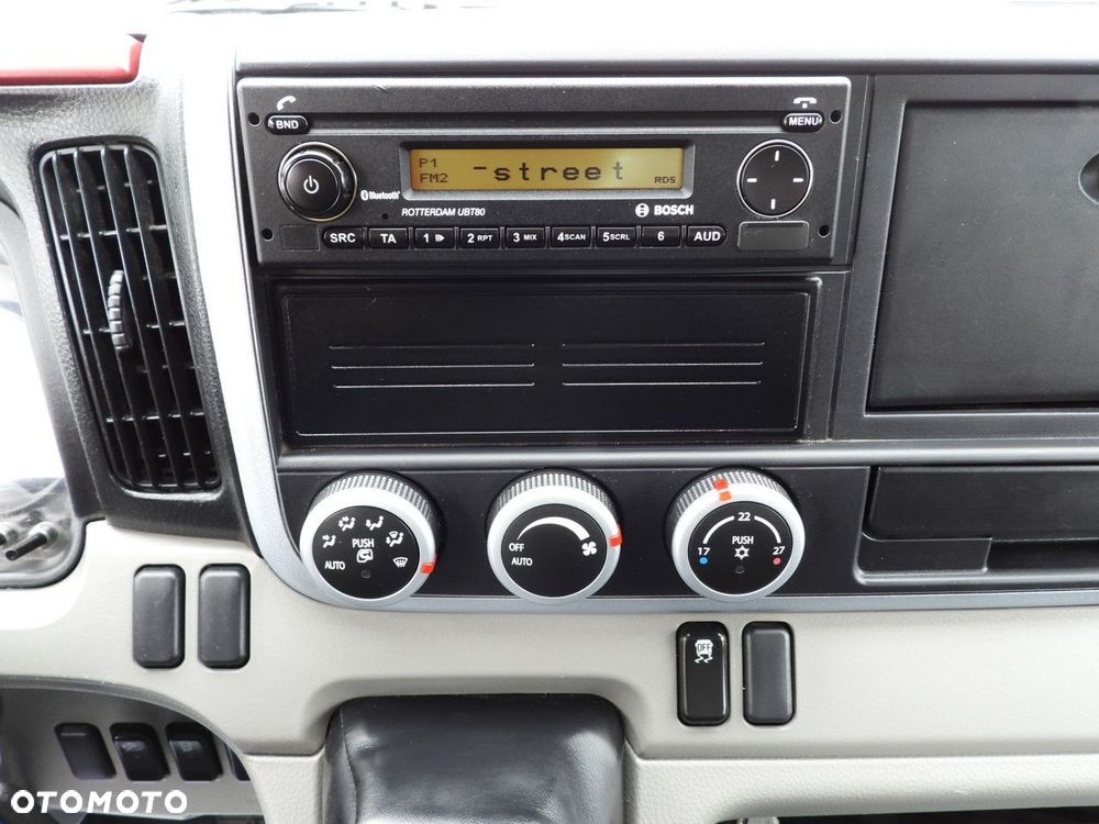 Mitsubishi CANTER FUSO 3C15 WYWROTKA LEDY BLIŹNIACZE KOŁA KLIMATYZACJA  150KM - 38