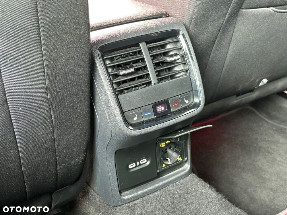 Skoda Octavia 2.0 TSI RS DSG - 18