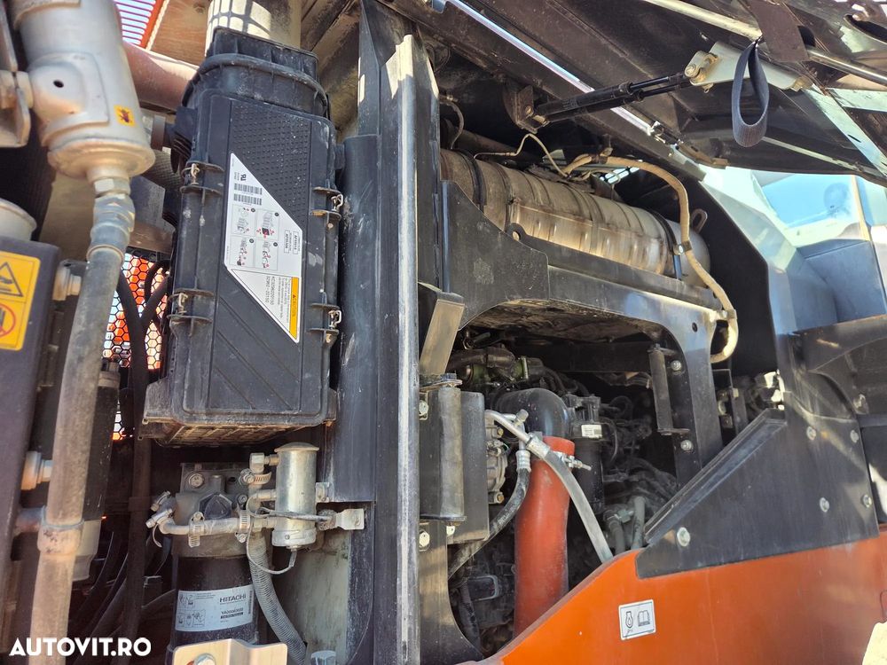 Hitachi ZW250-6, 2021, 7.117h, 23.578km, cupa 4mc, gresare automata, Masa operationala 21,4t, anv MICHELIN 60% ok, camera spate, GPS in romana, posibilitate leasing 4 ani, 200 CP, consum mediu 11,3l/h, revizii facute-PROMOTIE 91.900 EUR+Tva - 15