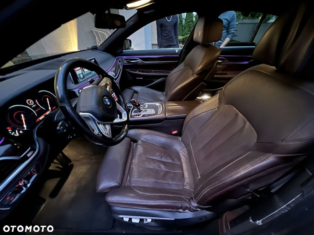BMW Seria 7 730d xDrive - 14