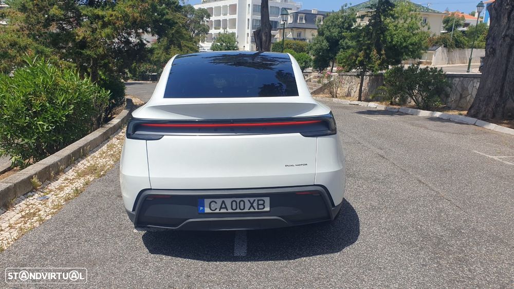 Tesla Model Y Long Range Tração Integral Premium - 29