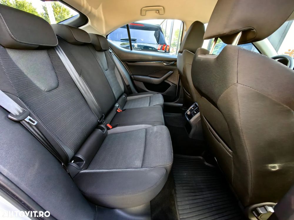 Skoda Octavia 1.0 TSI Ambition - 17