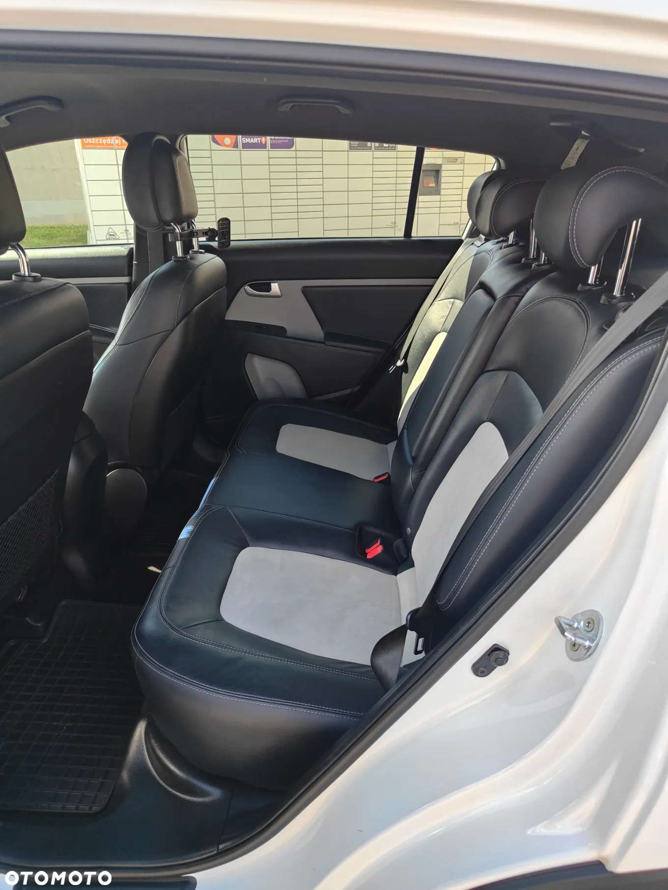 Kia Sportage - 16