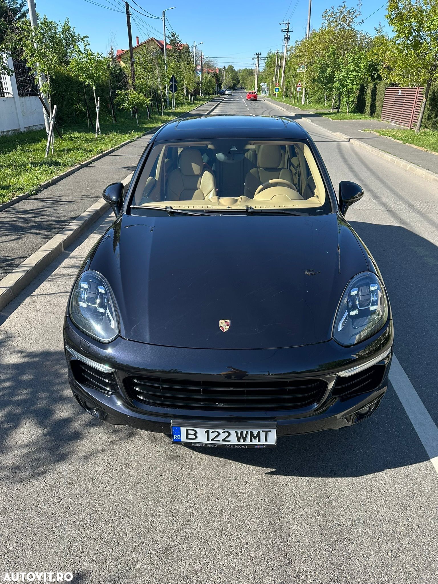 Porsche Cayenne 3.0 L - 1