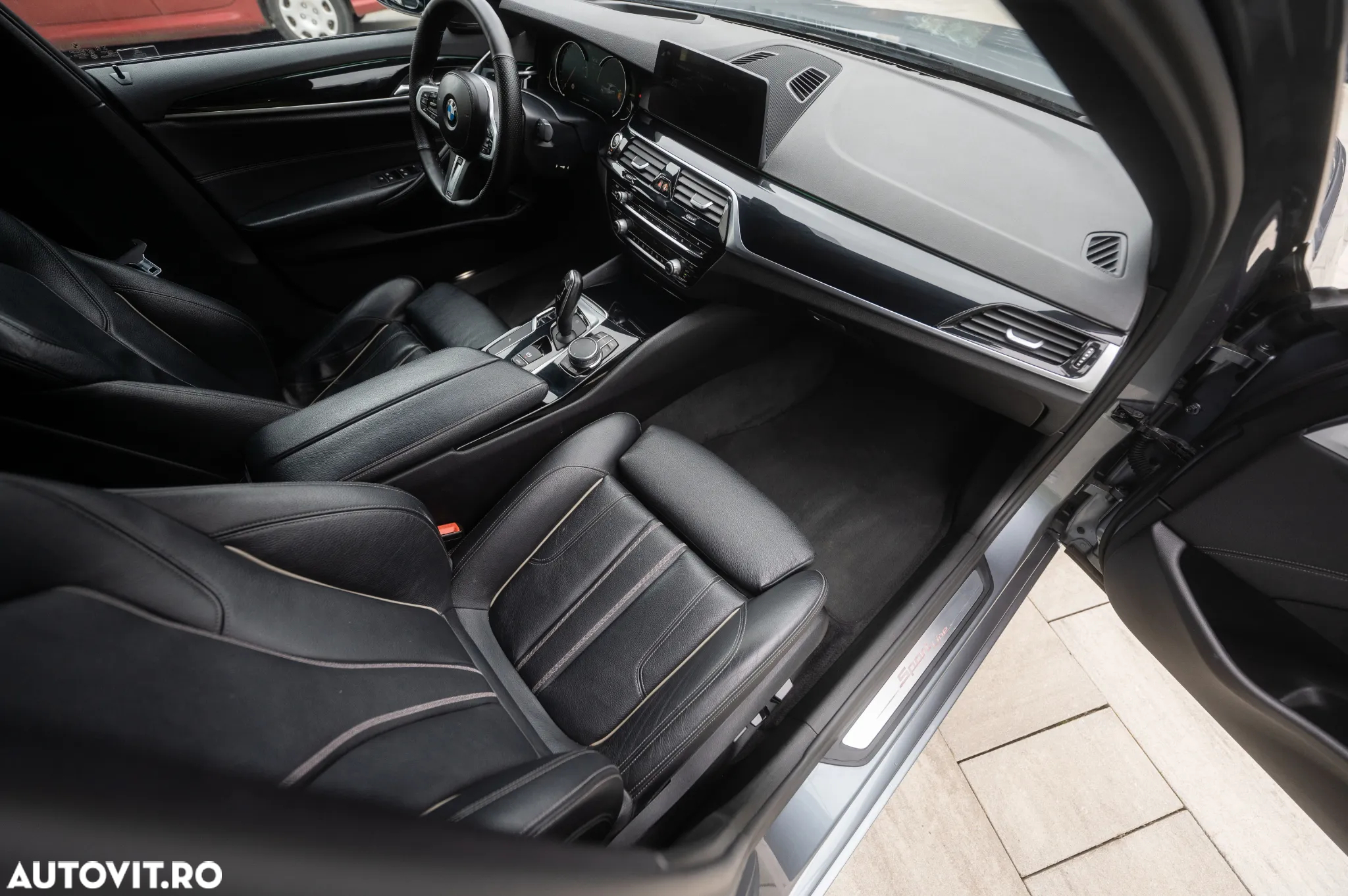 BMW Seria 5 520d AT - 16