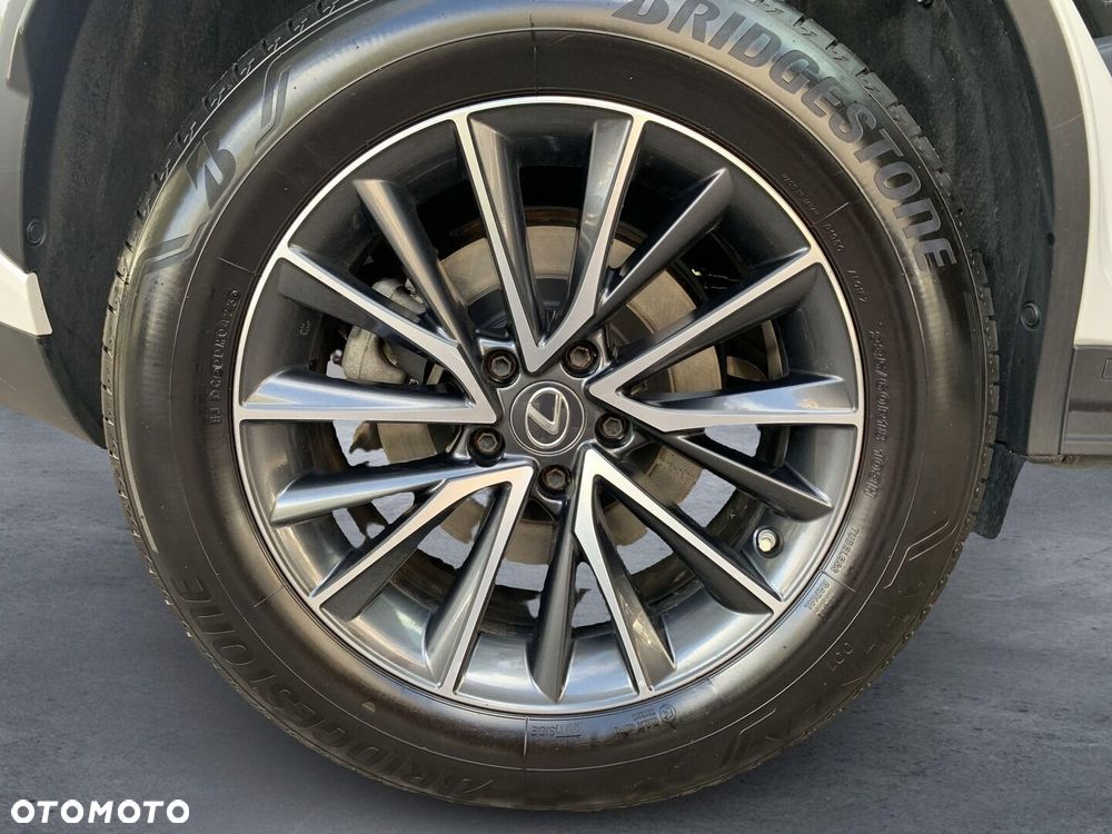 Lexus NX 350h Elegance 2WD - 17
