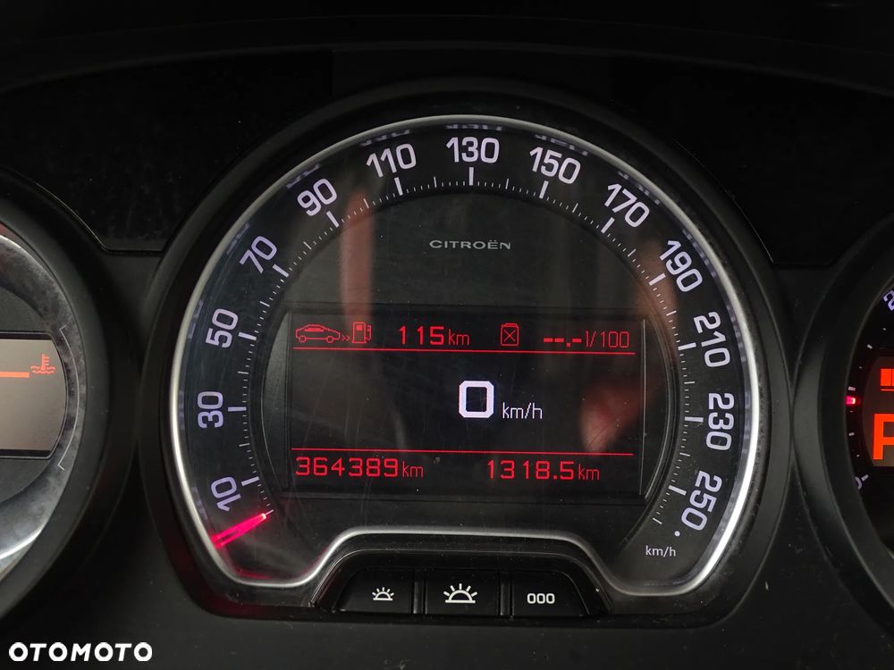 Citroën C5 2.0 HDi Exclusive - 20