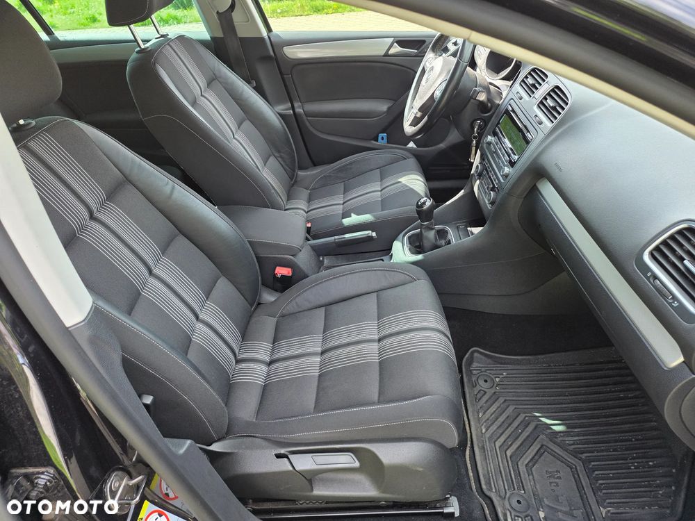 Volkswagen Golf 1.2 TSI Highline - 13