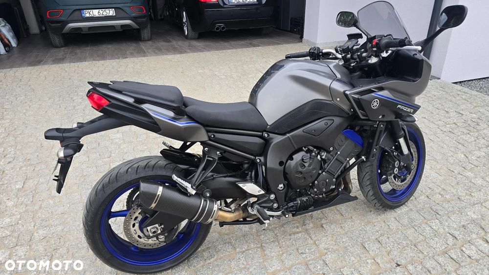 Yamaha FZ8 - 4