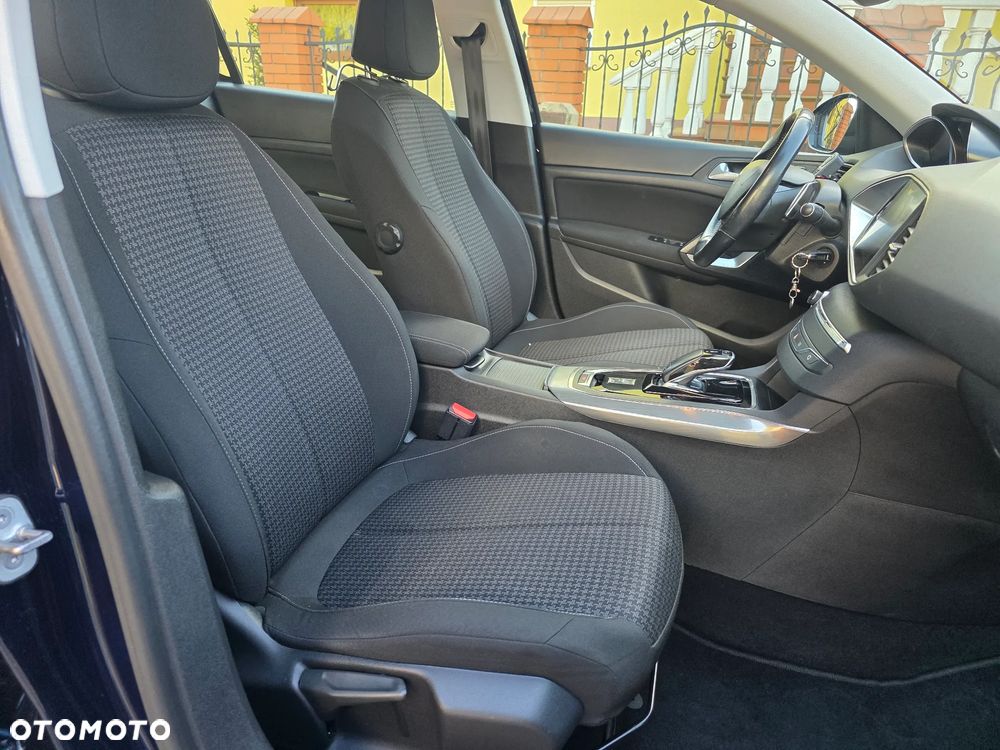 Peugeot 308 BlueHDi 130 EAT6 Stop & Start Allure - 17