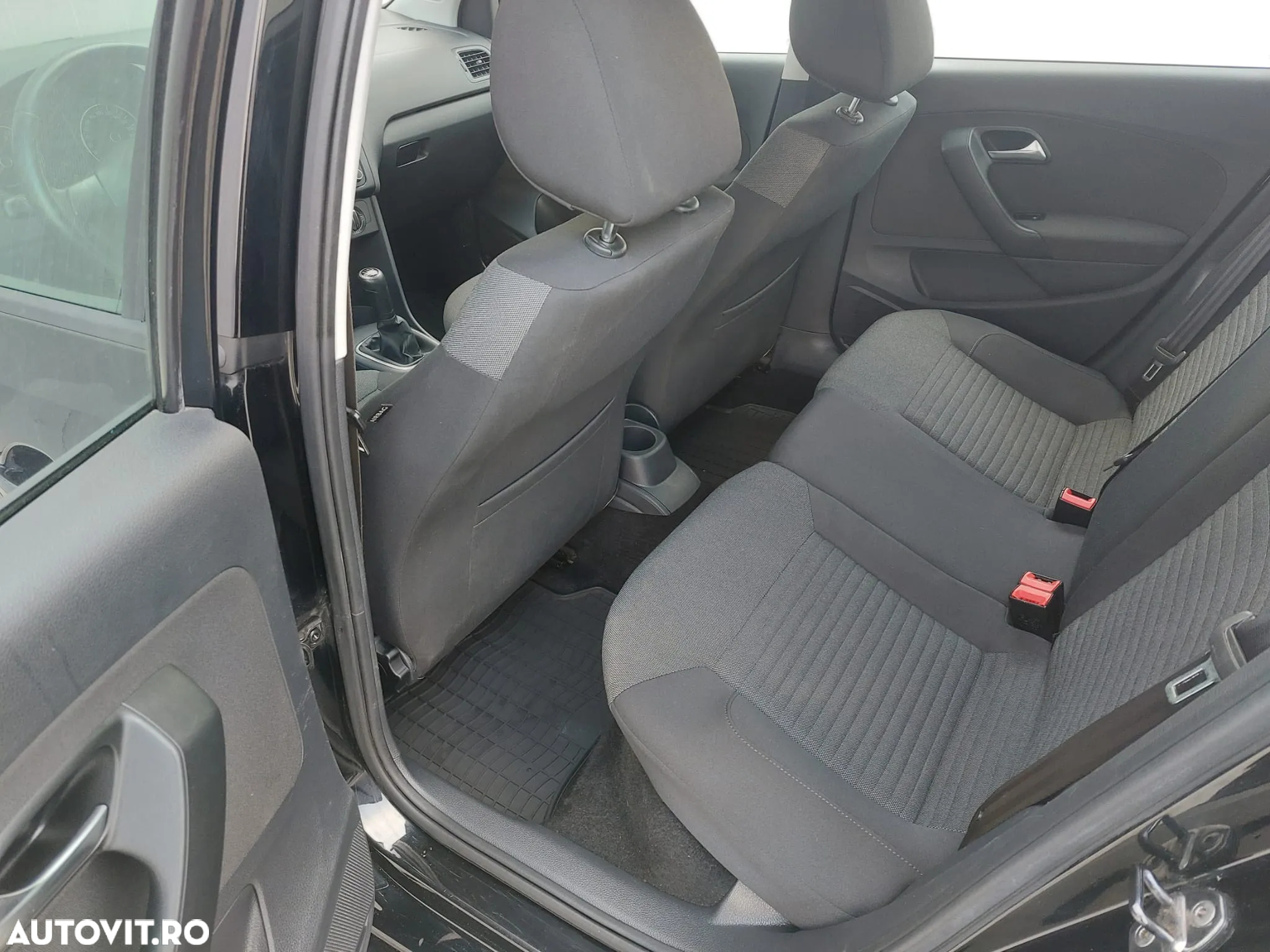 Volkswagen Polo - 10