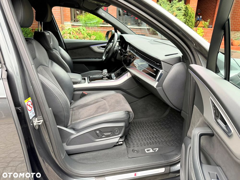 Audi Q7 50 TDI mHEV Quattro S Line Tiptr - 22