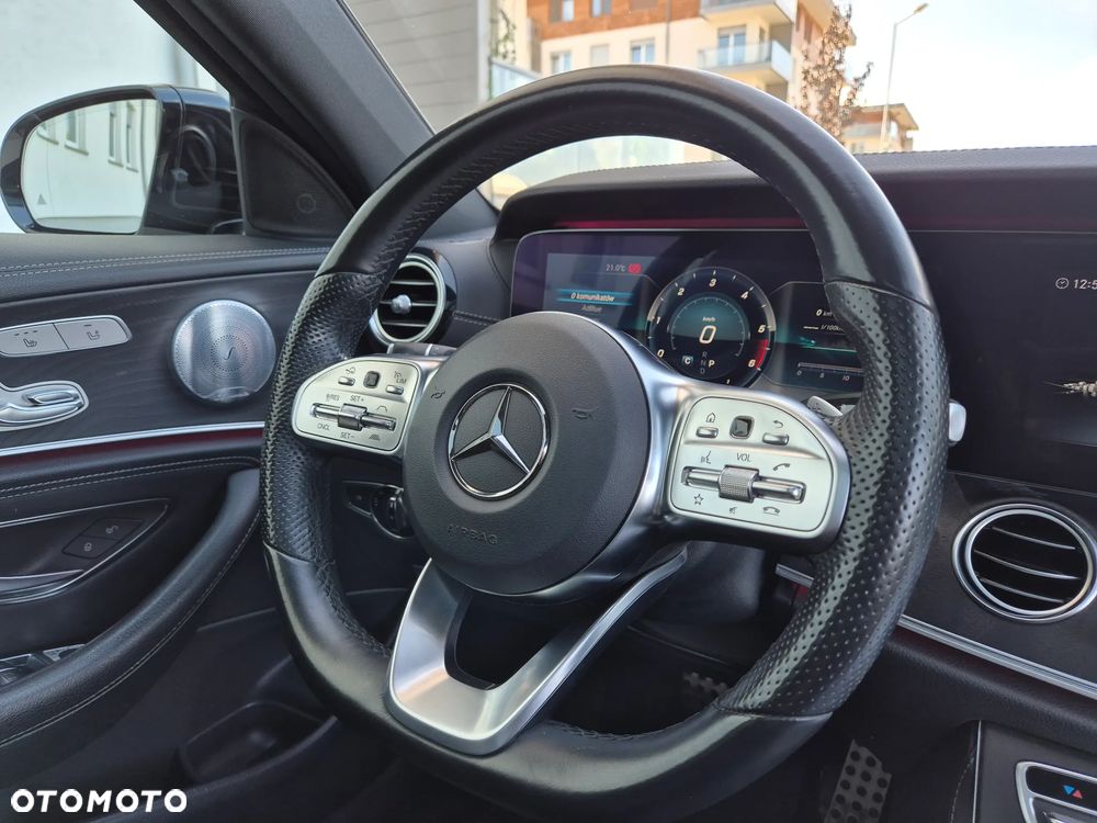Mercedes-Benz Klasa E 300 d 9G-TRONIC AMG Line - 16