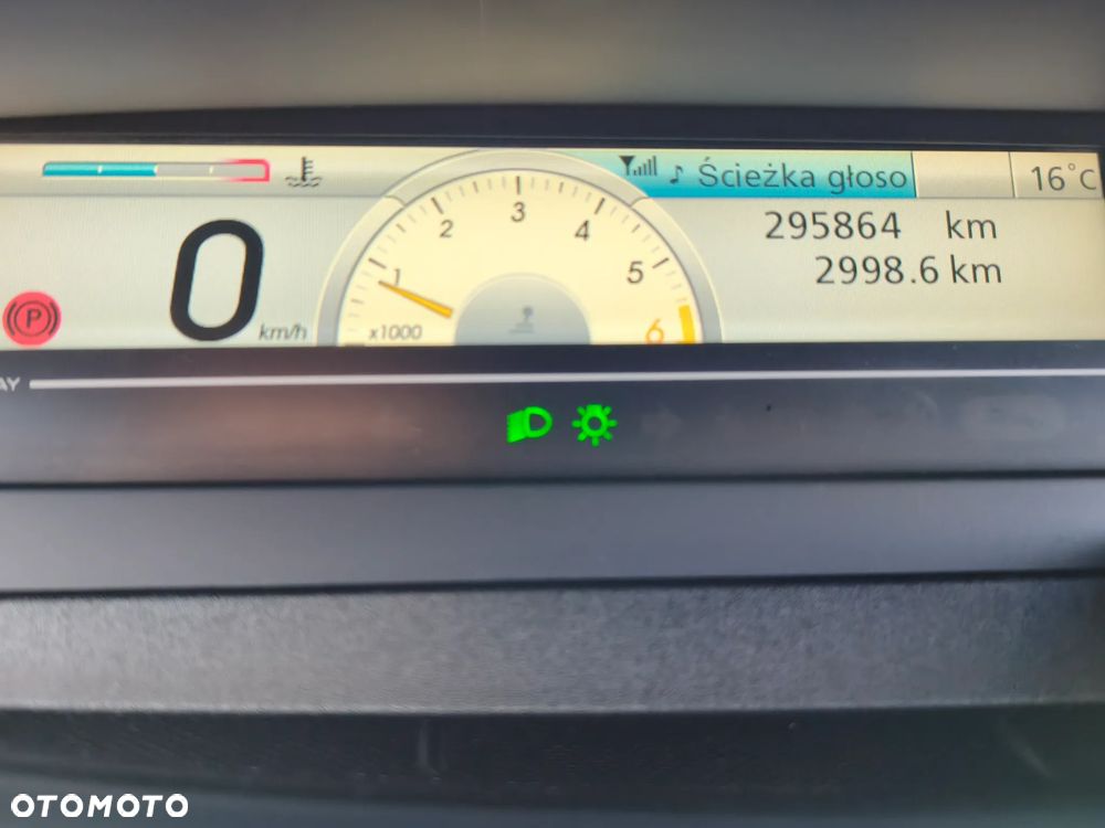 Renault Scenic dCi 160 FAP Dynamique - 24